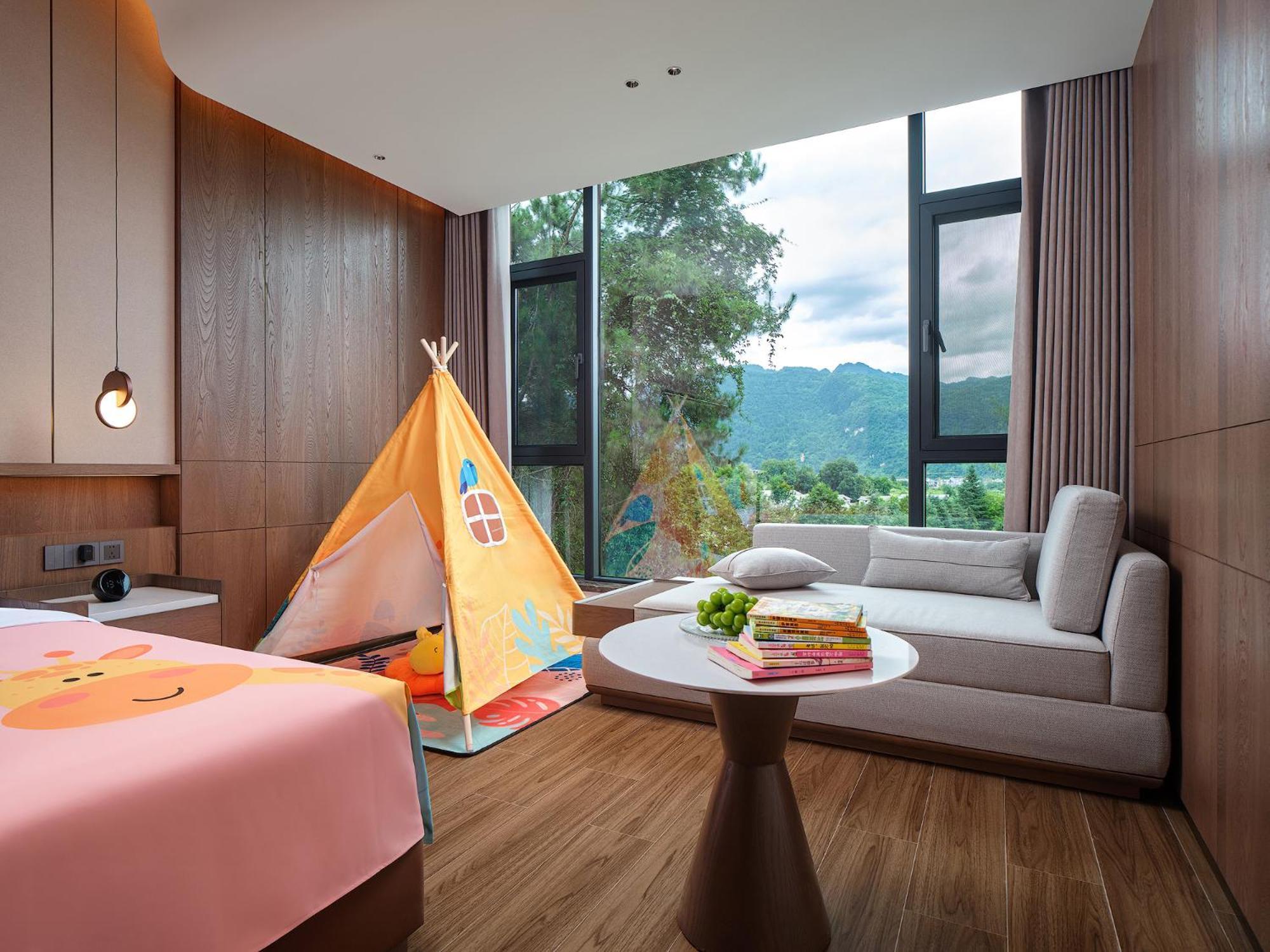 Zhangjiajie Utopia Hotel--Free One Way Pick Up Service Over 2 Nights Εξωτερικό φωτογραφία