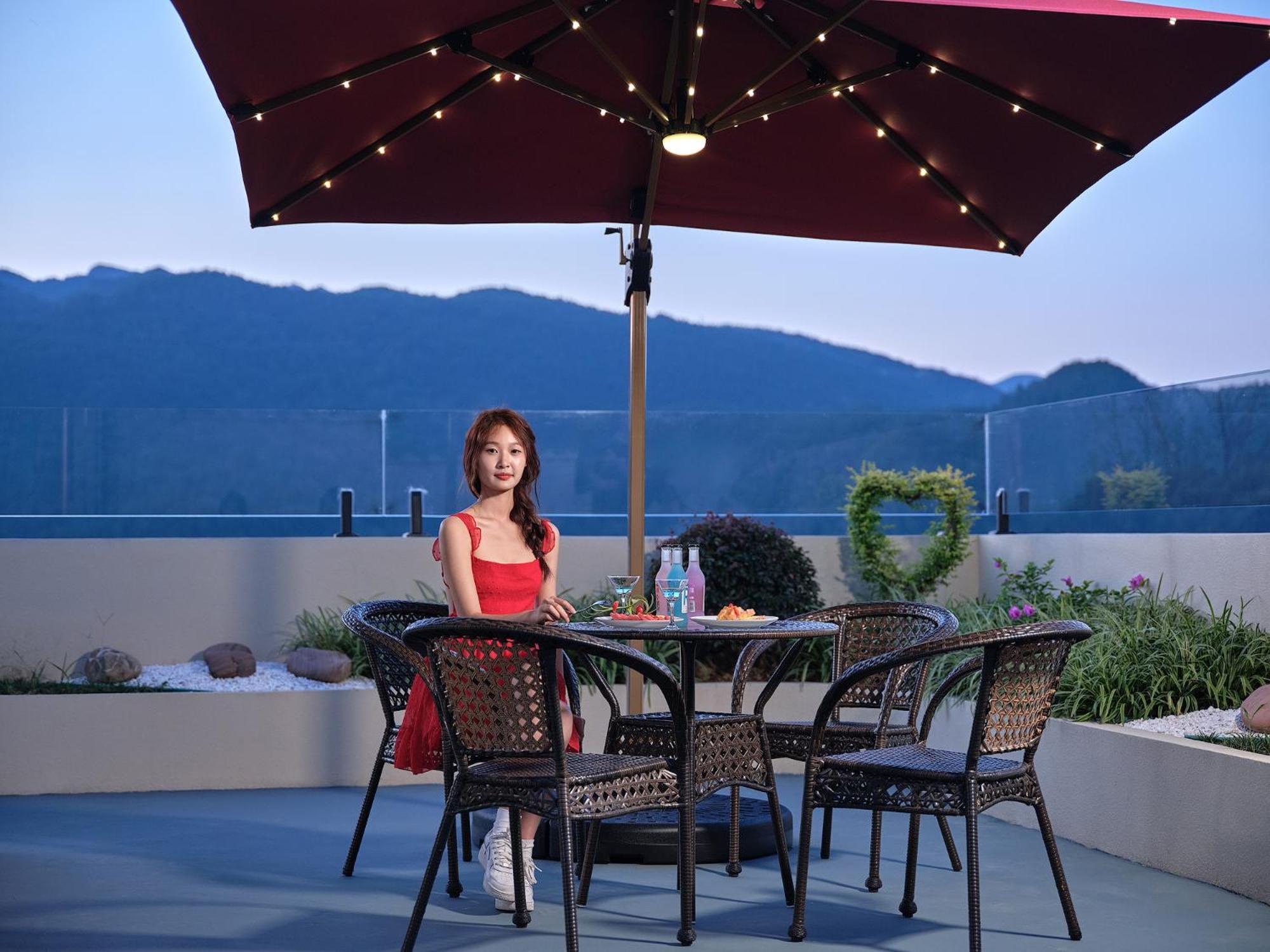 Zhangjiajie Utopia Hotel--Free One Way Pick Up Service Over 2 Nights Εξωτερικό φωτογραφία