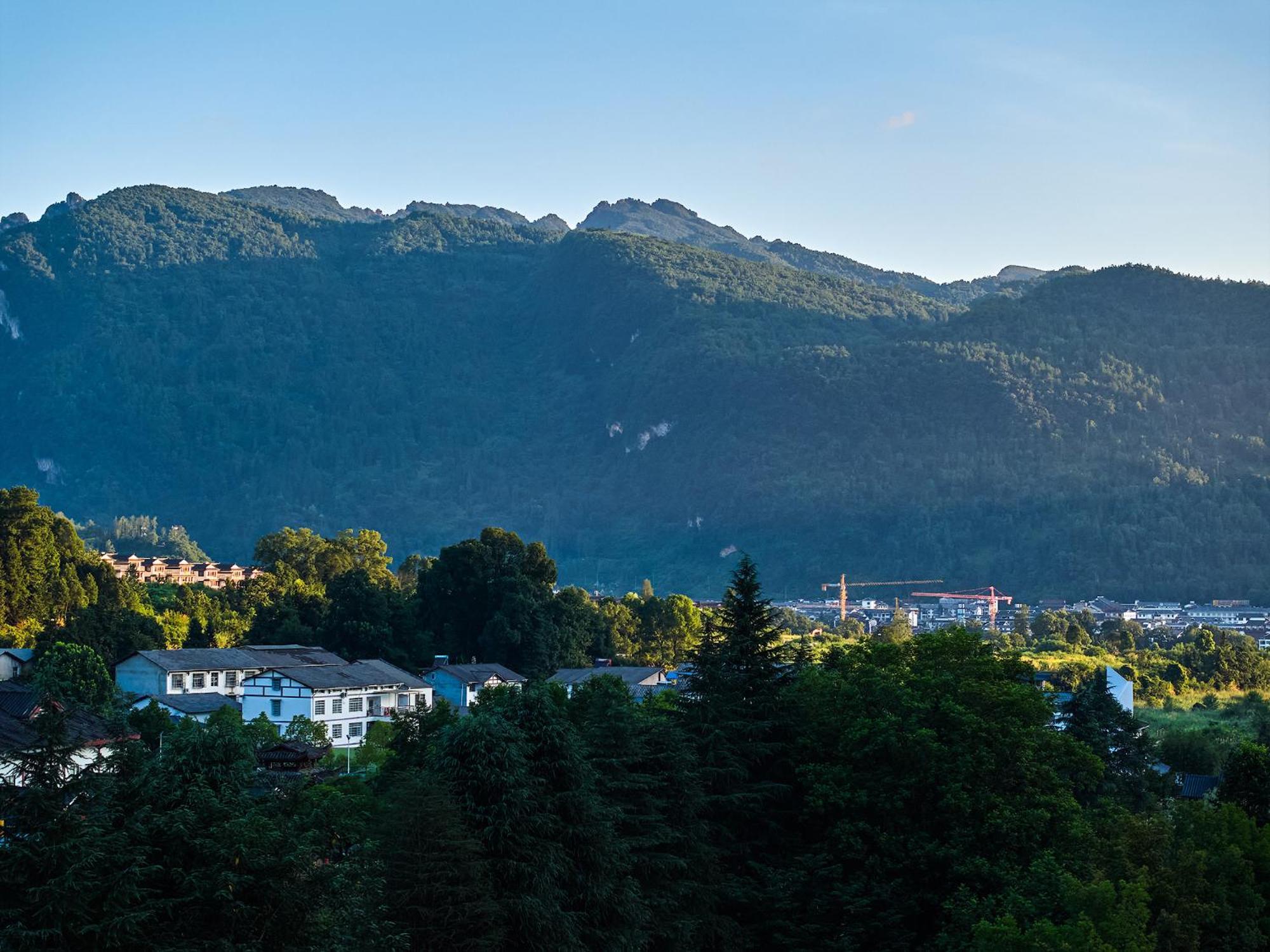Zhangjiajie Utopia Hotel--Free One Way Pick Up Service Over 2 Nights Εξωτερικό φωτογραφία